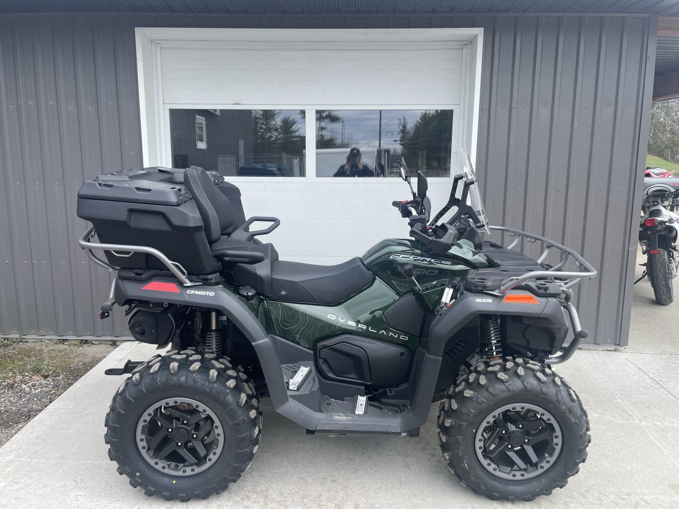 listing image